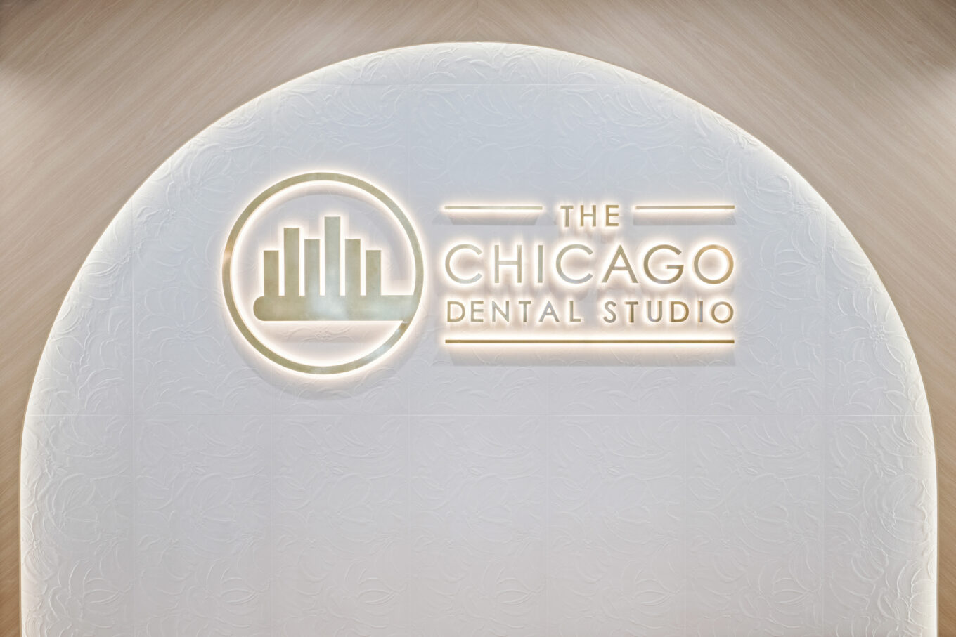 Dentist in Lakeview